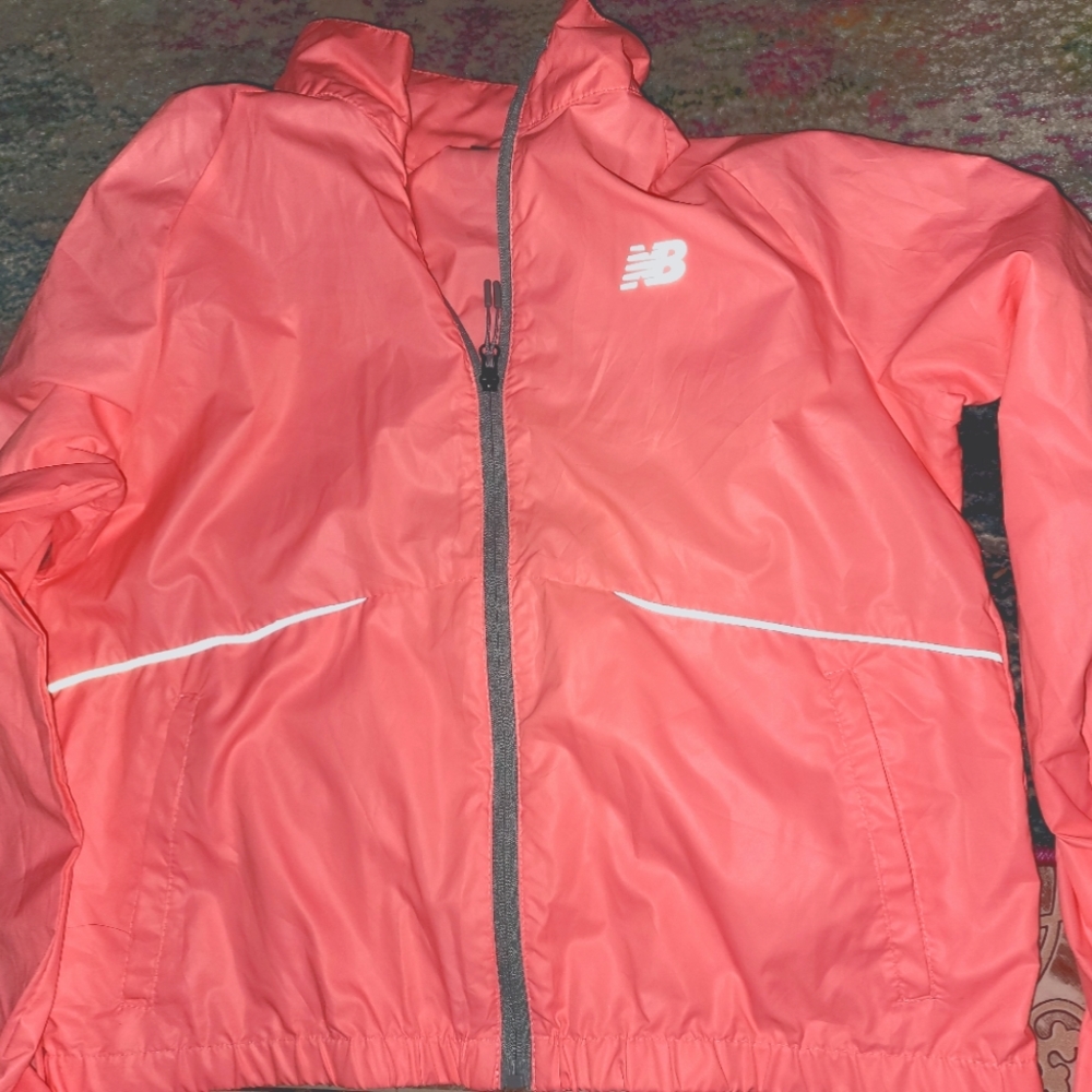 New balance windbreaker